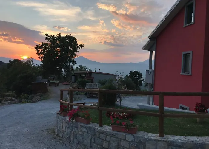 Terra Alloggio per agriturismo Rotonda